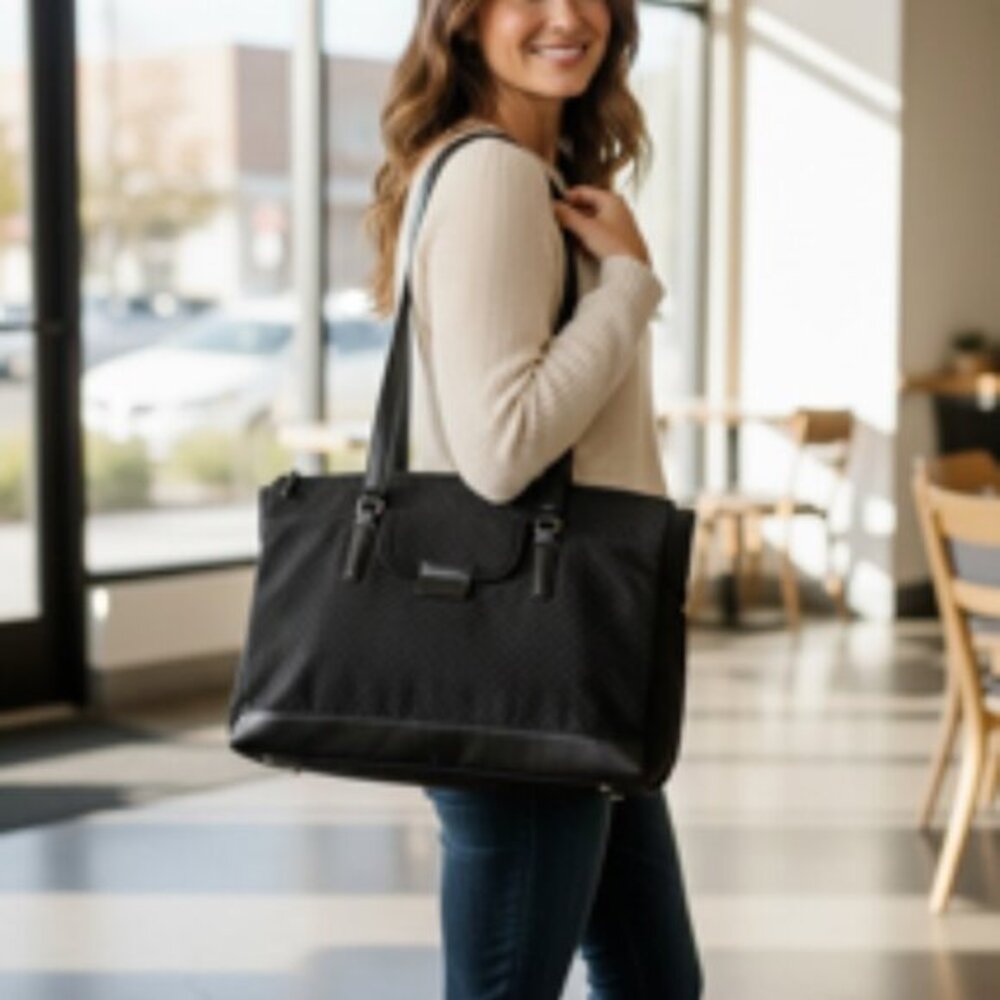 Vera Bradley Commuter Tote Black Laptop Compartment Shoulder‎ Bag